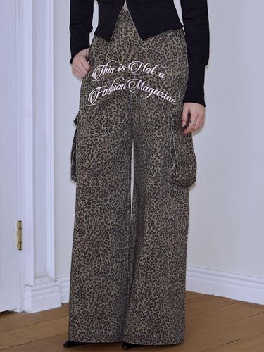 Leopard Print High Rise Wide Pants [Brown] - Rosefrantz - Modalova