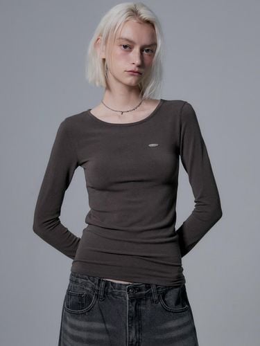 Slim Fit Long Sleeve Top [Charcoal] - MILLIONCOR - Modalova