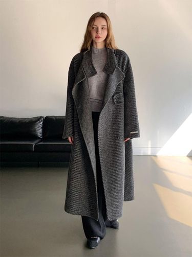 Handmade Herringbone Wool Long Coat [] - VASCARA - Modalova