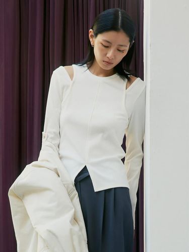 CutOut Slim Ribbed Top [Ivory] (KE5140M020) - kuho plus - Modalova