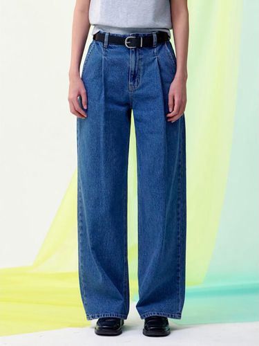 Signature Semi Wide Cotton Pleated Denim Pants [] (KE5121M51P) - kuho plus - Modalova