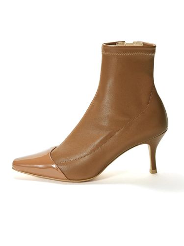 Italian Leather Ankle Boots [Camel] - BRIANA - Modalova