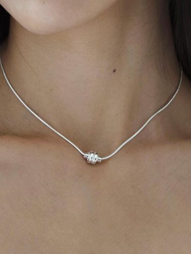 Sterling Silver Rolled Mini Necklace - VINOOM - Modalova