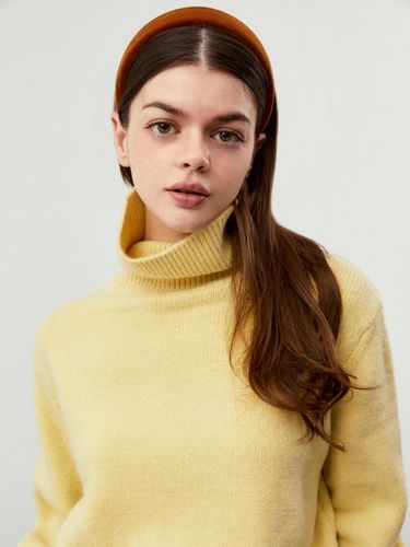 High Neck Chunky Knit Pullover Sweater [YELLOW] - koolkitten - Modalova