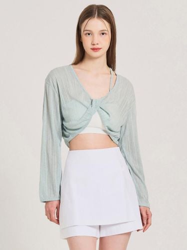 Back Interlaced Crop Sheer Top [GREEN] - HYEYEONG KIM - Modalova