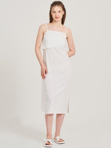 Buckle Square Neck Sleeveless Dress [Beige] - HYEYEONG KIM - Modalova