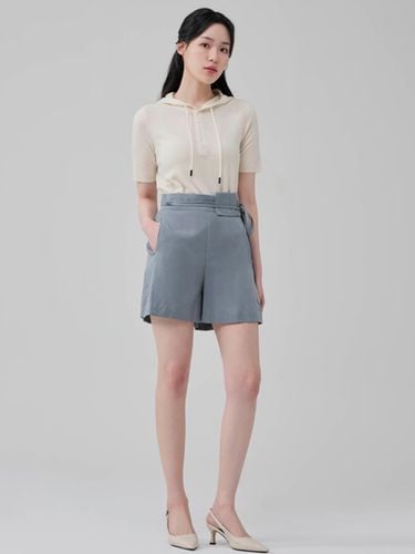 Tencel Double Waist Banding Slim Fit Shorts [Bluegrey] - HYEYEONG KIM - Modalova