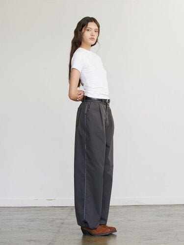 Cotton Raw Cut Wide Leg Pants [Charcoal] - AFTERHOURS - Modalova