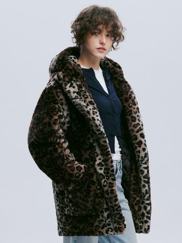 Shearling Duffle Oversized Hooded Coat [Leopard] - AFTERHOURS - Modalova