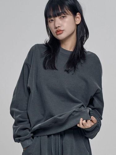 Pigment-Dyed Loose-Fit Sweatshirt [Charcoal] - chicks - Modalova