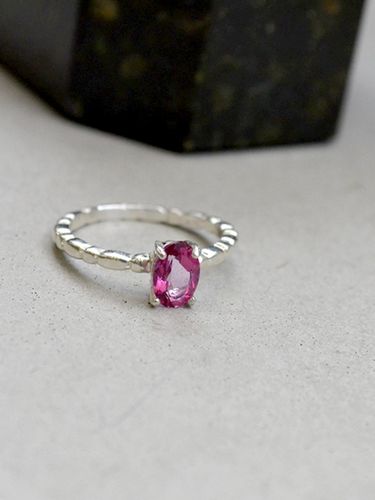 Sterling Silver Natural Pink Topaz Ring [Pink] - martha in the garret - Modalova