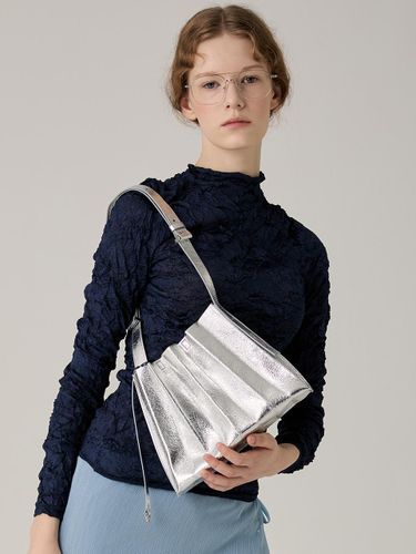 Modern Pleated Leather Handbag [Silver] - JOSEPH & STACEY - Modalova