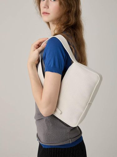 Recycled Polyester Knit Medium Shoulder Bag [Jasmine beige] - JOSEPH & STACEY - Modalova