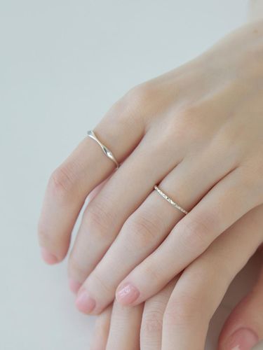 Sterling Silver Minimalist Ring - dmoment - Modalova