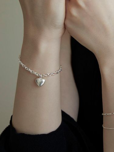 Sterling Silver Heart Bracelet - dmoment - Modalova