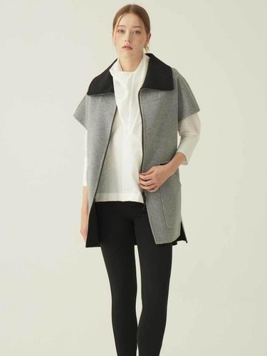 Cashmere Wool Reversible Handmade Vest (ETVS240801) - LOR SEOUL - Modalova