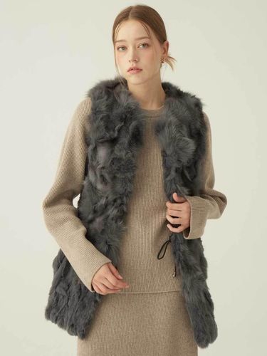 Faux Fur Mixed Luxury Long Vest [] (KSVS240801) - LOR SEOUL - Modalova