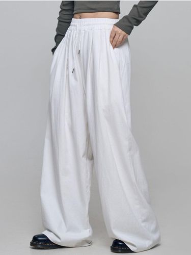 Double-Pleated Semi-Wide Cotton Pants [Beige] - chicks - Modalova