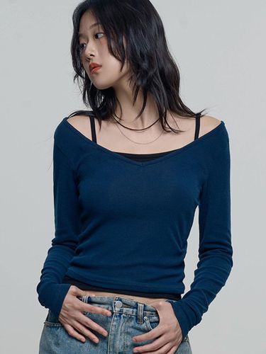 V-neck Layered Long Sleeve T-shirt [Navy] - chicks - Modalova