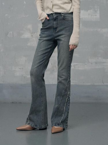 Tassel Embossed Bootcut Denim Pants - leathery - Modalova