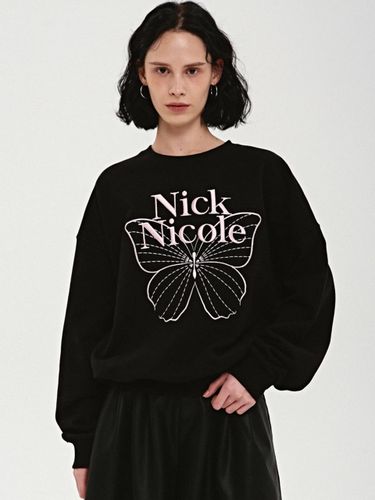 Volume Butterfly Embossed Signature Sweatshirt [Black Pink] - NICK&NICOLE - Modalova