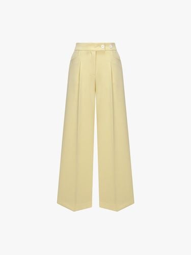 Button Point Flare Wide Pants - itMICHAA - Modalova