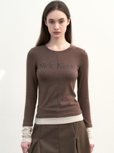 Layered Pintuck Long Sleeve Top [Coco Brown] - NICK&NICOLE - Modalova