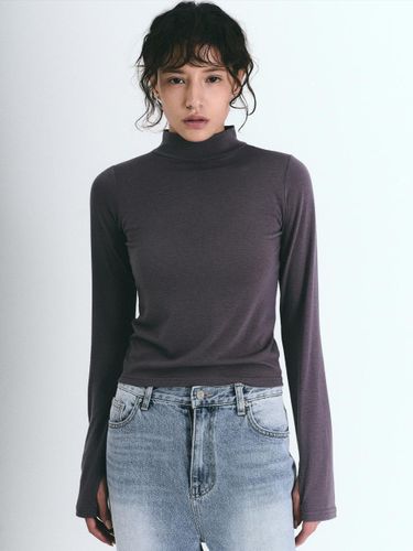 Half Neck Warmer Turtleneck Top [Charcoal] - NICK&NICOLE - Modalova