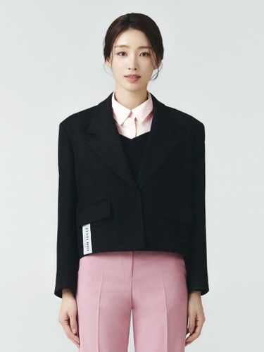 Overfit Crop Button Front Pocket Jacket - itMICHAA - Modalova