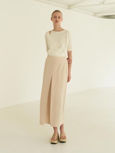 Linen Front Tuck Semi A-line Skirt - MOHAN - Modalova