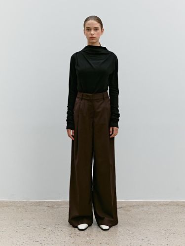 One Tuck Semi-Wide Fit Pants - MOHAN - Modalova