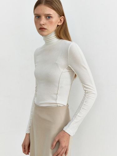 Divided Wool Turtleneck Slim Fit Top - MOHAN - Modalova