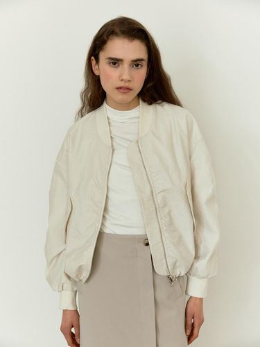 Shirring Cotton-Nylon Two-Way Zipper Bomber Jacket [/Ivory] - MOHAN - Modalova