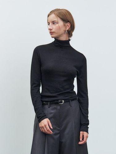 Wholegarment Side Ribbed Turtleneck Knit Top - MOHAN - Modalova