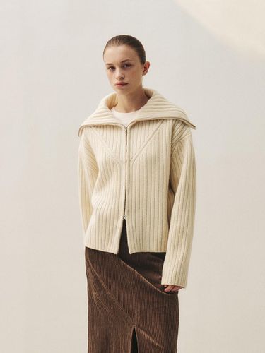 Soft Wool Turtle Neck Zip-up Cardigan [3COLORS] - MOHAN - Modalova