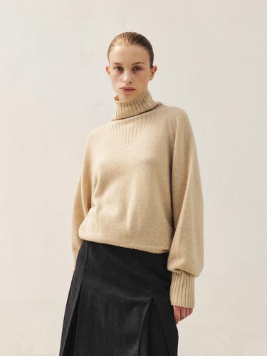 Cashmere Wholegarment Seamless Turtleneck Top - MOHAN - Modalova