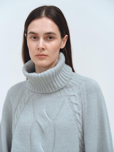 Fur Cable Wholegarment Turtleneck Top [3COLORS] - MOHAN - Modalova