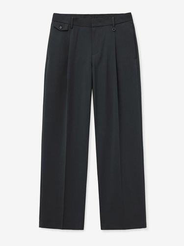 Single-Pleat Wide Flap Setup Slacks [Gray] (TNPA5E101G2) - TNGT - Modalova