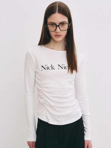 Pintuck Shirring Classic Top [Beige] - NICK&NICOLE - Modalova