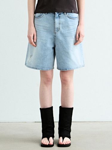 Wide Scratch Half Denim Pants [Light Blue] - NICK&NICOLE - Modalova