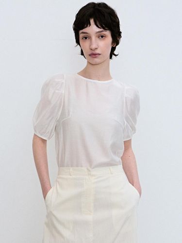 Sheer Satin Half Blouse [Beige] - NICK&NICOLE - Modalova