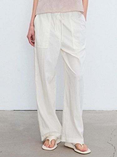 Casual Banding Wide-leg Pants [Beige] - NICK&NICOLE - Modalova