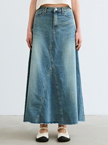 Line Flare Long Denim Skirt [Blue] - NICK&NICOLE - Modalova