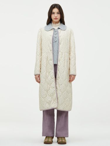 Flower Corduroy Quilted Contrast Wave Pattern Coat (T248MCT236W) - Thursday Island - Modalova