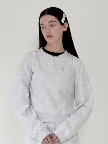 Plain Button Point Semi-Cropped Sweatshirt [Melange Grey] - KIRSH - Modalova