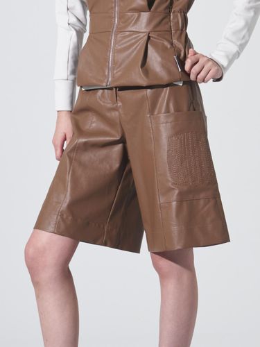 Eco Leather Soft Lined Bermuda Pants - BLUDOT - Modalova