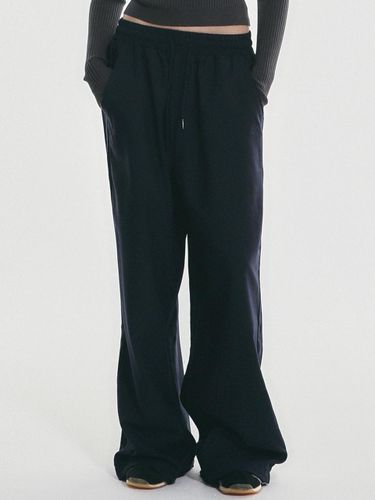 Side Line Wide Fit String Pants [Navy] - NICK&NICOLE - Modalova