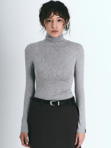 Nicole Label Minimalist Stretch Turtleneck Top [Gray] - NICK&NICOLE - Modalova