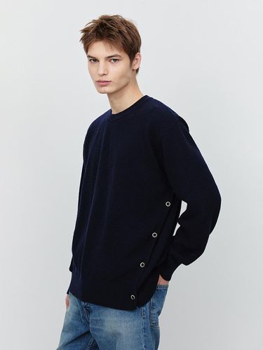 Unisex Semi-Overfit Buttoned Crewneck Sweater [Navy] (UDSW5A107N2) - Dunst for MEN - Modalova