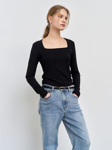 Slim Square Neck Long Sleeve T-shirt [BLACK] (WBE1L01505) - GENERAL IDEA - Modalova